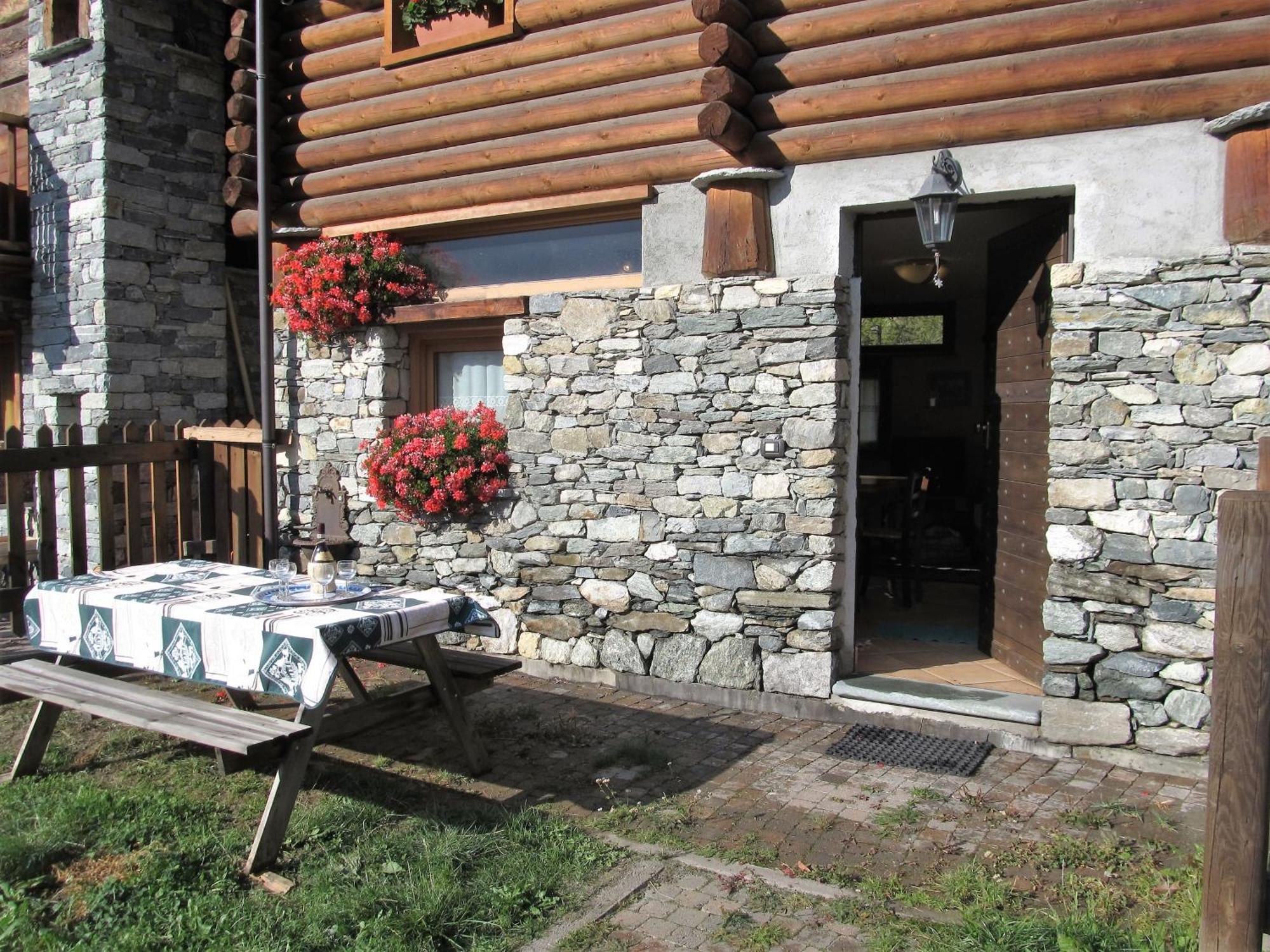 Miramonti Hotel Valtournenche Exterior photo