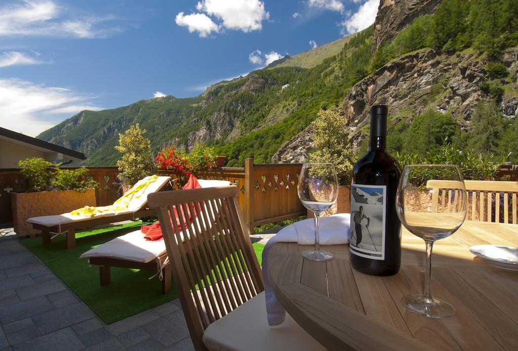 Miramonti Hotel Valtournenche Exterior photo